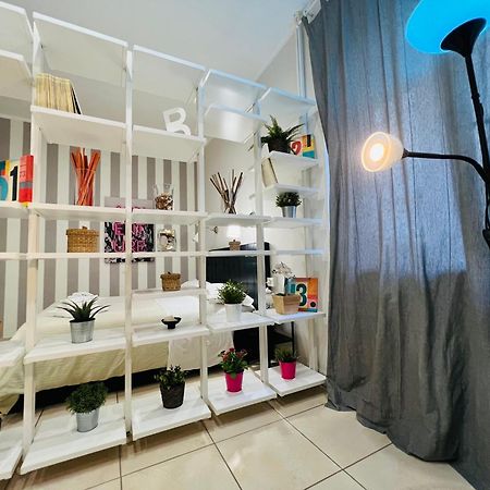 Convitalia Bed & Breakfast Napoli Bagian luar foto