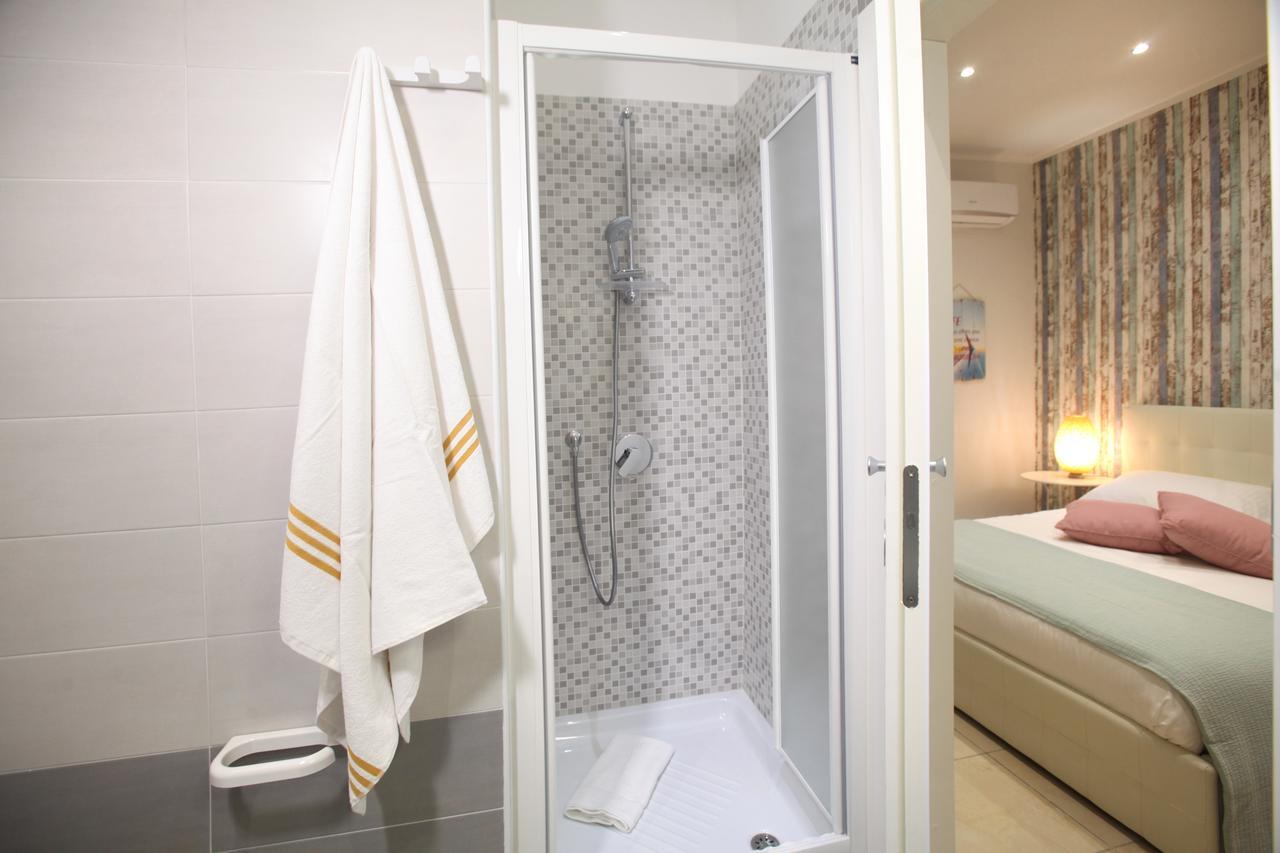 Convitalia Bed & Breakfast Napoli Bagian luar foto