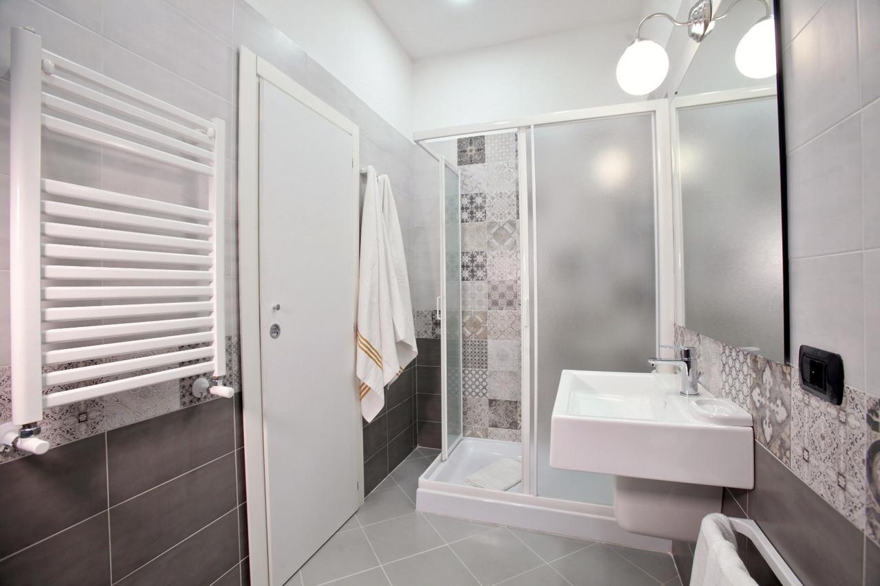 Convitalia Bed & Breakfast Napoli Bagian luar foto
