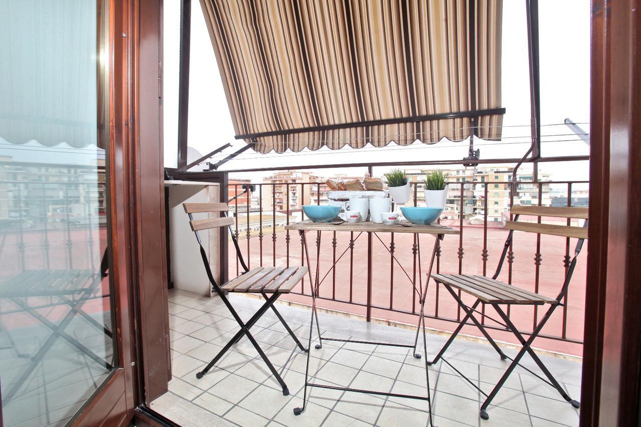 Convitalia Bed & Breakfast Napoli Bagian luar foto
